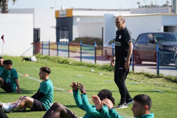Futbolda şampiyonluk düğümü çözülüyor