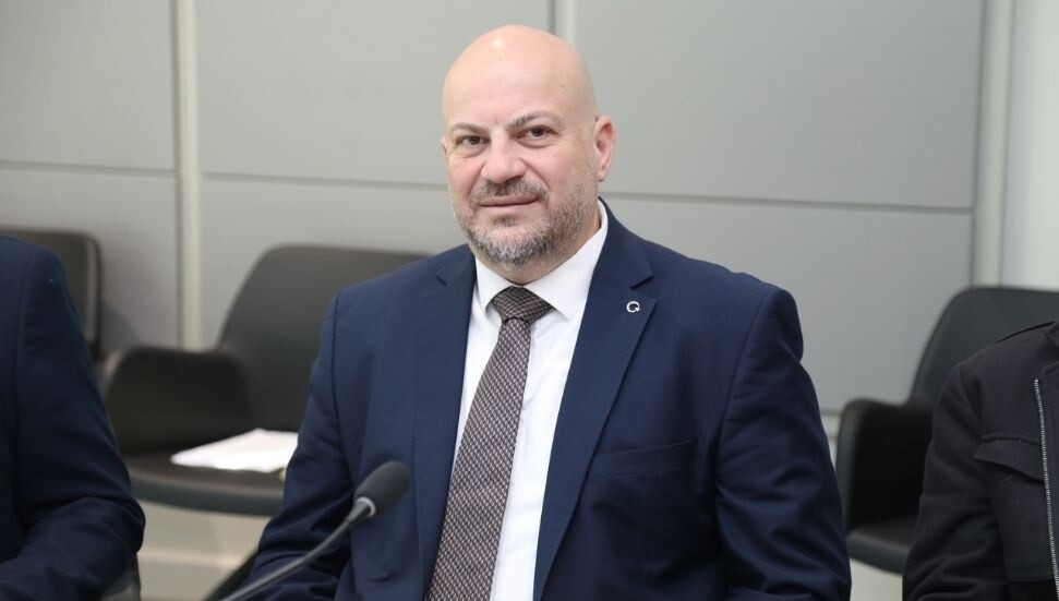 Küçük: Ev içi şiddet kader değildir, sessiz çığlığı duymak gerekir