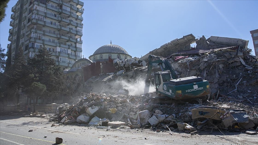 Depremde 146 kişiye mezar olan Hamidiye Sitesi’ne ilişkin davada karar çıktı!